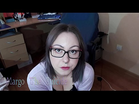 ❤️ Sexy meisje met bril zuigt Dildo diep op camera Sluts at porn nl.pornovore.ru ❤